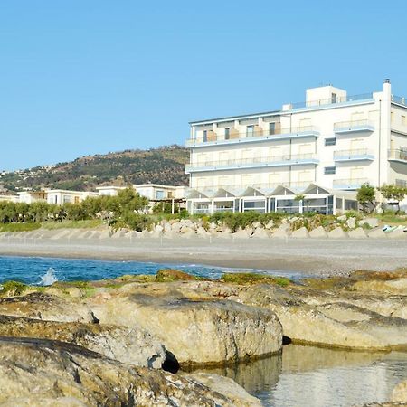 Capo Nettuno Hotel Capo dʼOrlando Exteriér fotografie