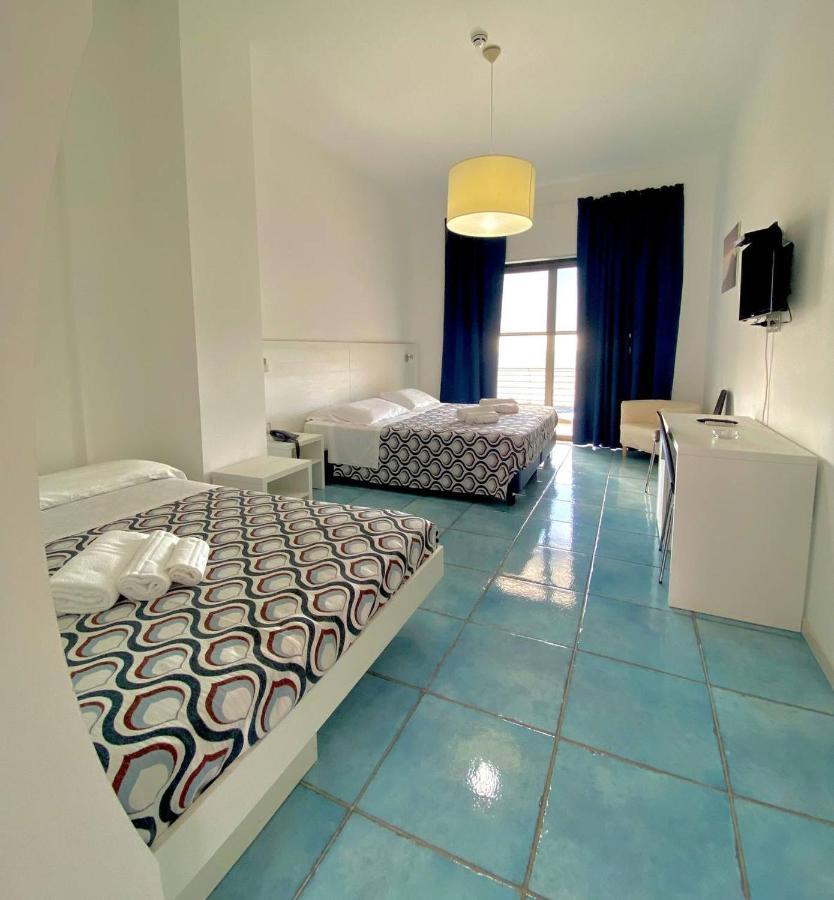 Capo Nettuno Hotel Capo dʼOrlando Exteriér fotografie