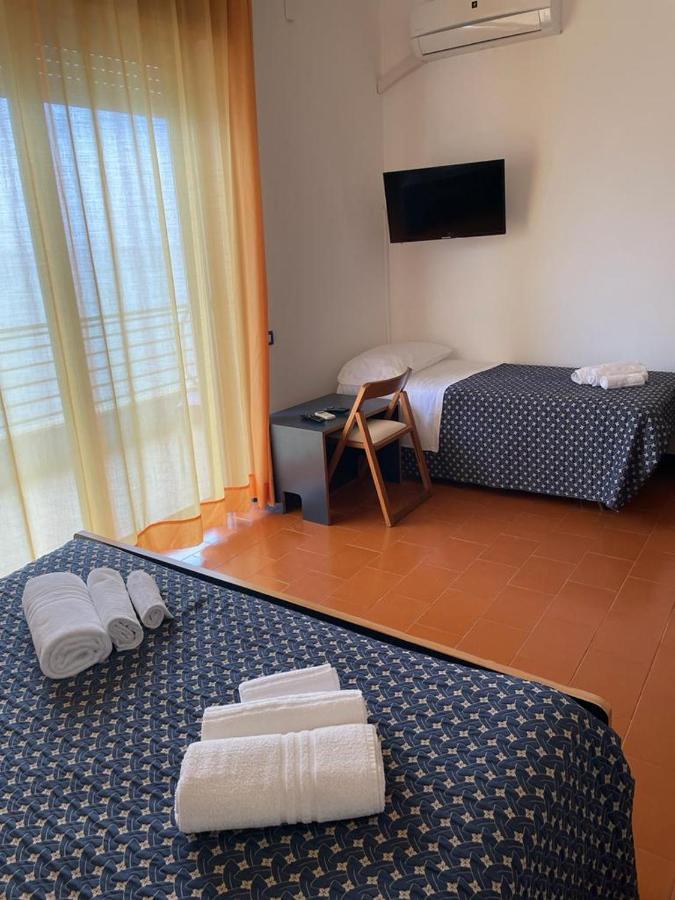 Capo Nettuno Hotel Capo dʼOrlando Exteriér fotografie