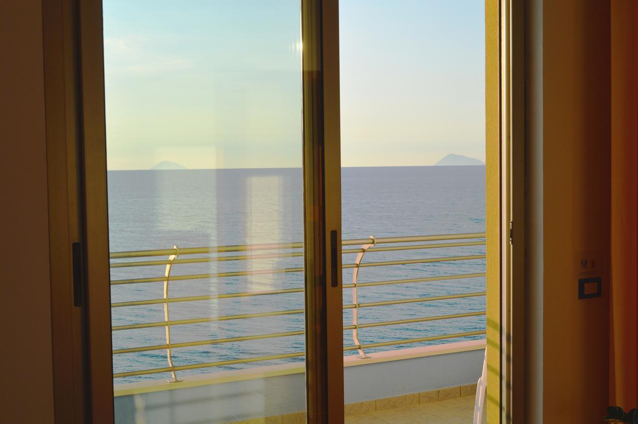 Capo Nettuno Hotel Capo dʼOrlando Exteriér fotografie